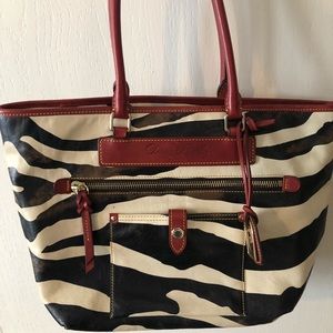 Genuine vintage Dooney & Bourke tote bag